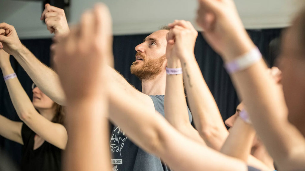 Body & Voice Workshop mit Ben Schütz